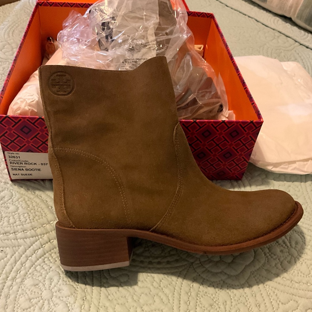 Brand Tory Burch Sienna Suede Booties